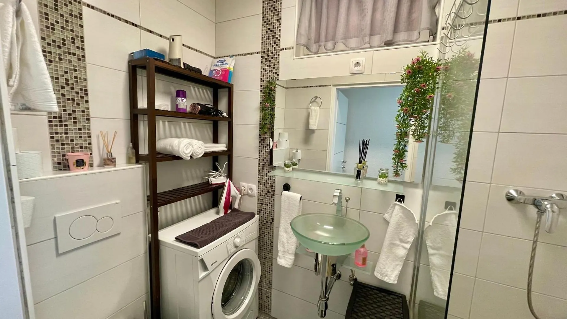 Zentrale, Moderne Wohnung In Graz Austria